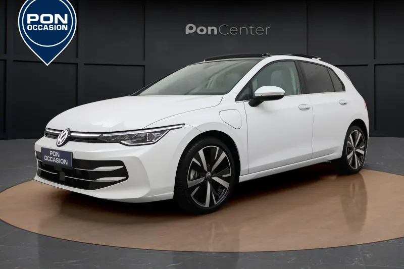 Volkswagen Golf (2025)