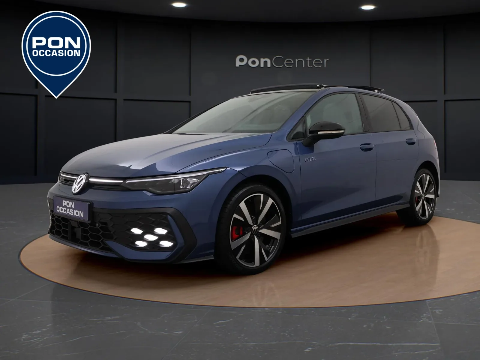 Volkswagen Golf (2025) — foto 1