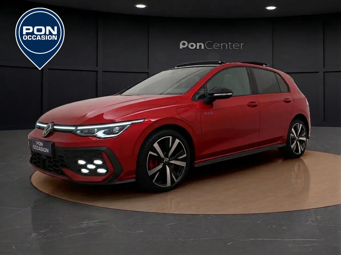 Volkswagen Golf (2025) — foto 1