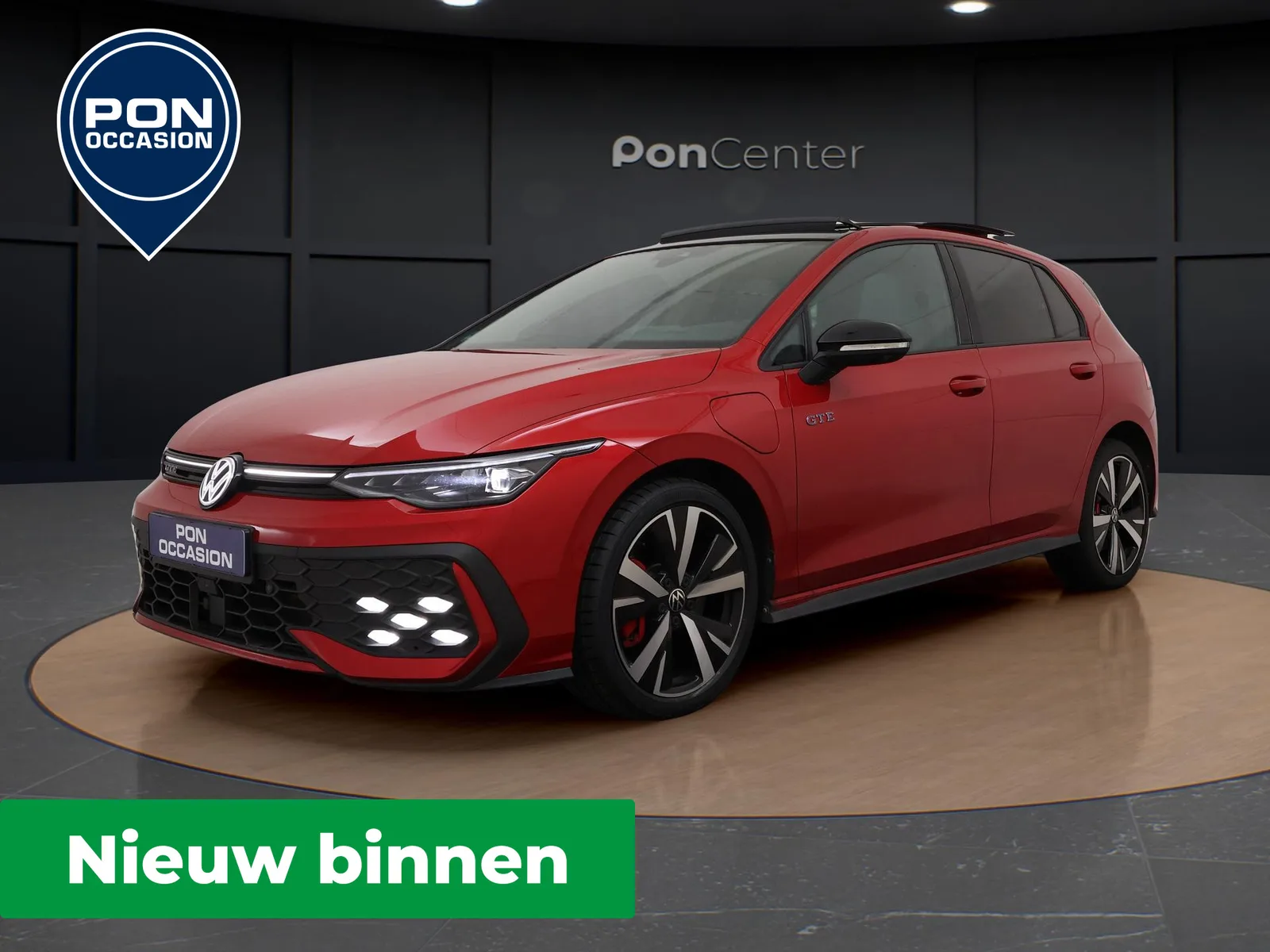 Volkswagen Golf (2025) — foto 1