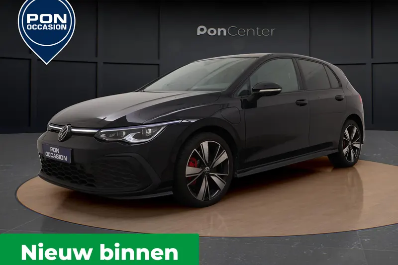 Volkswagen Golf (2022)