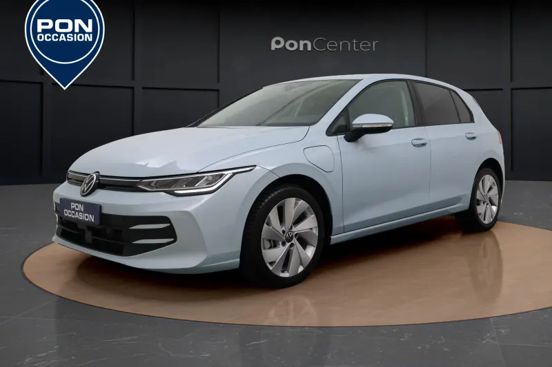 Volkswagen Golf (2025)