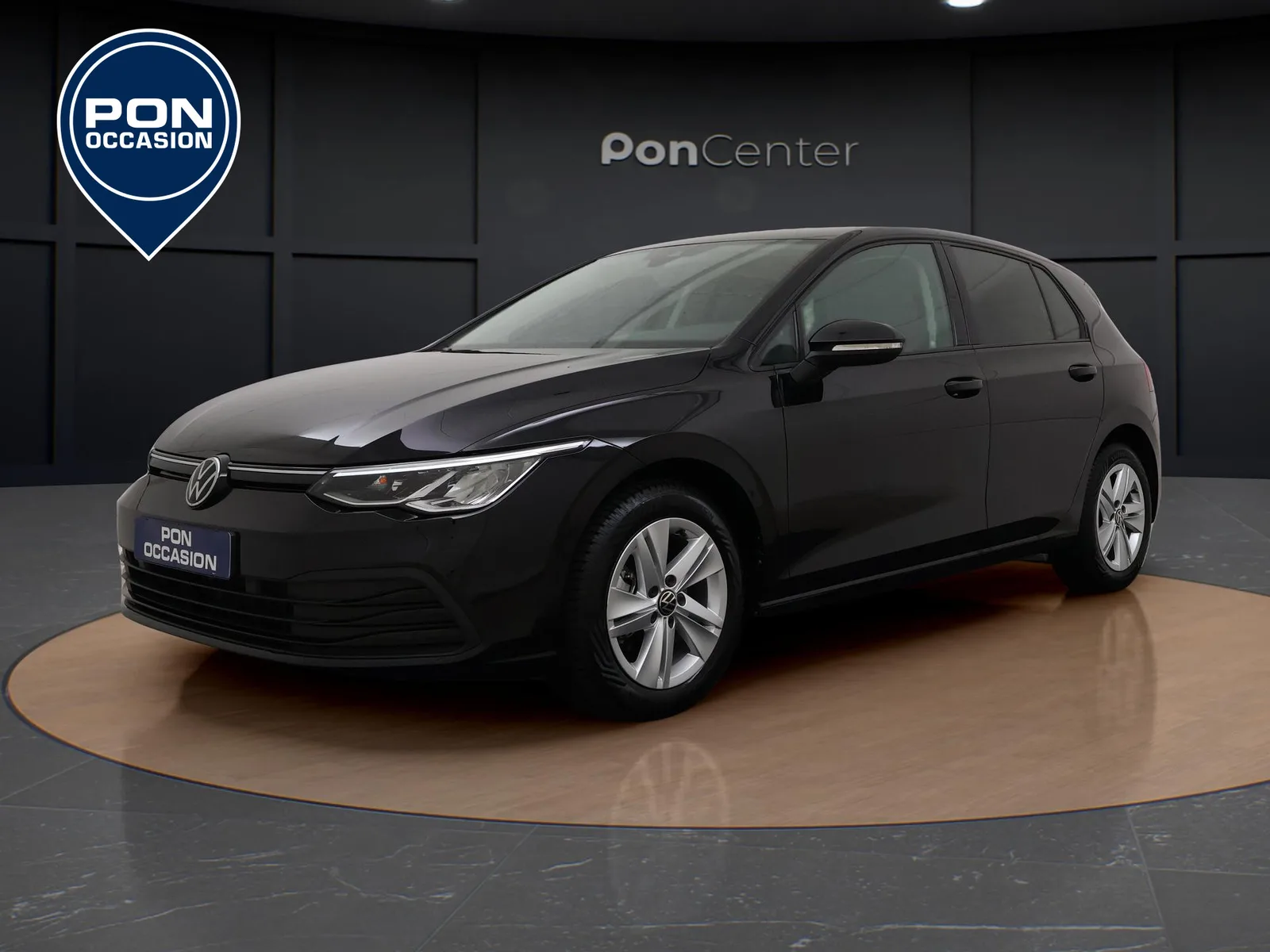 Volkswagen Golf (2024) — foto 1