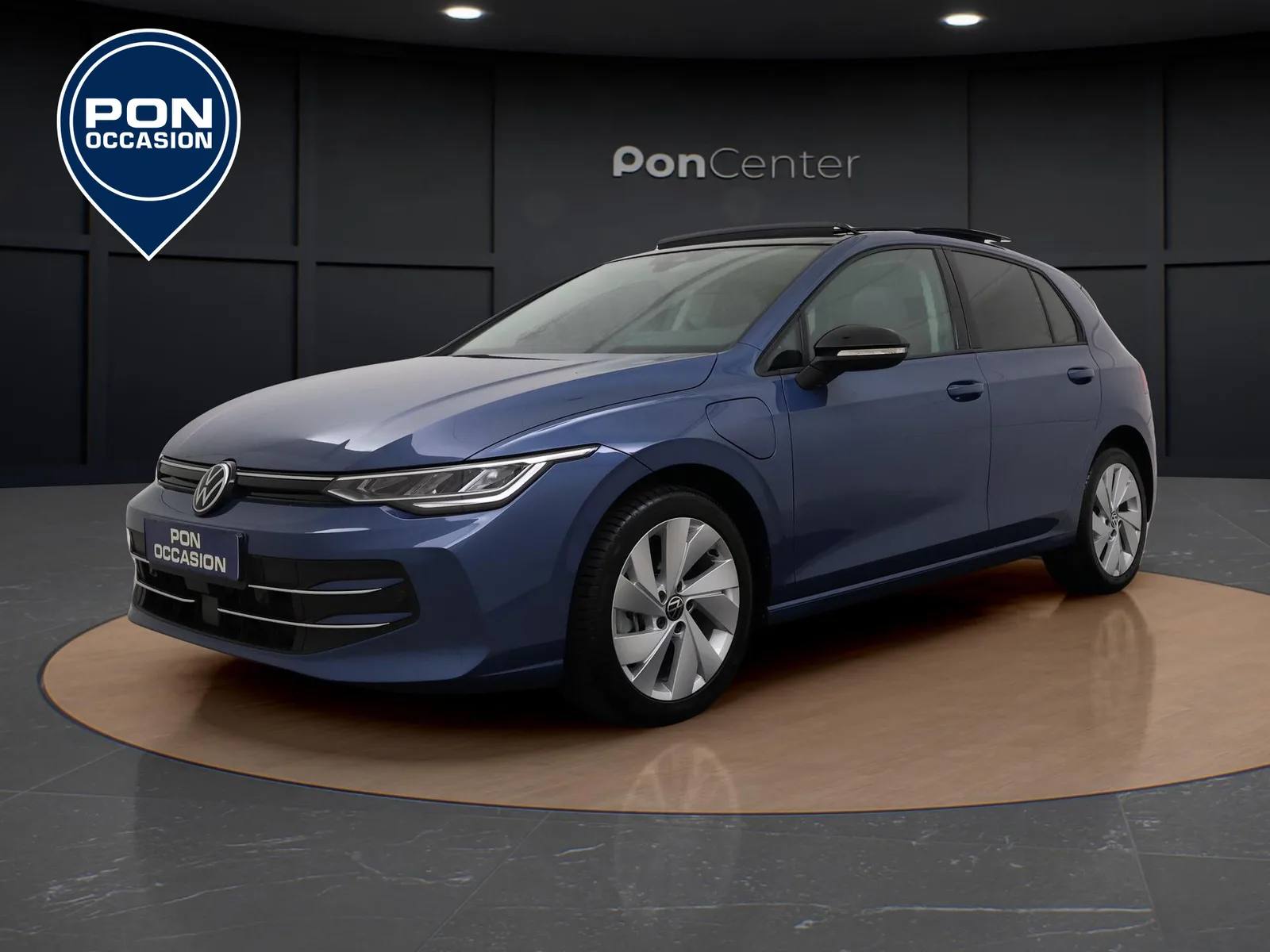 Volkswagen Golf (2025) — foto 1