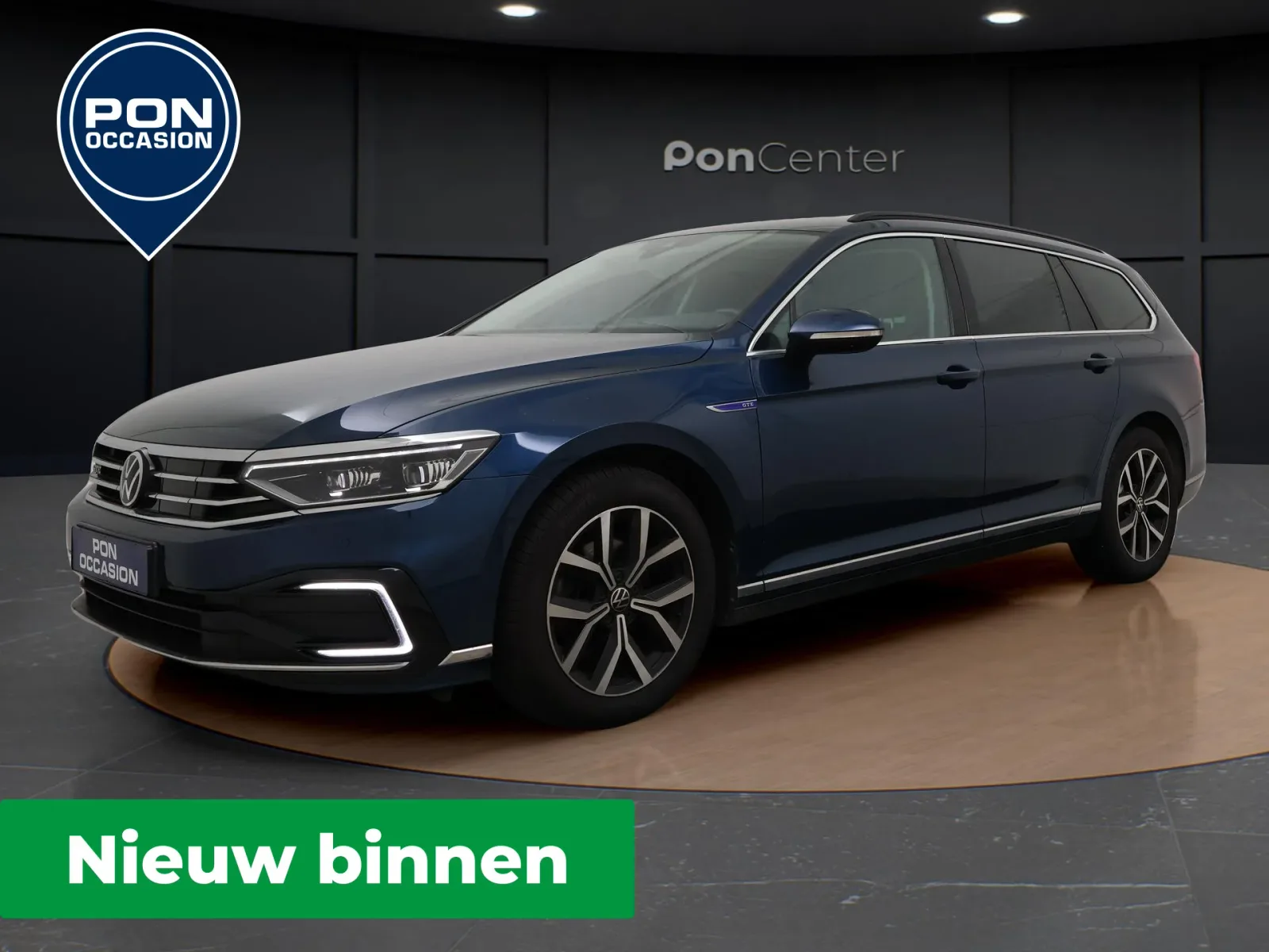 Volkswagen Passat (2021) — foto 1