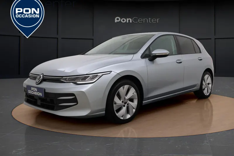 Volkswagen Golf (2024)