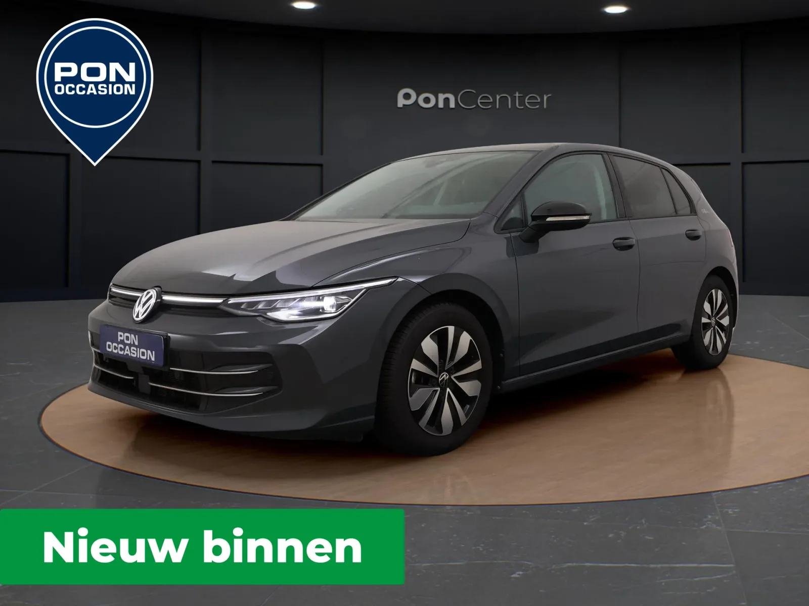 Volkswagen Golf (2025) — foto 1