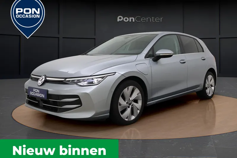 Volkswagen Golf (2025)
