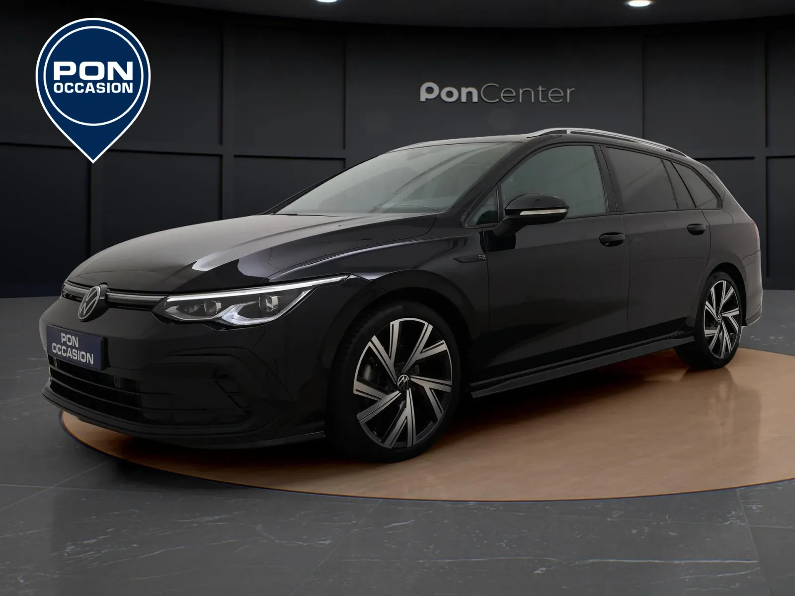 Volkswagen Golf (2023) — foto 1