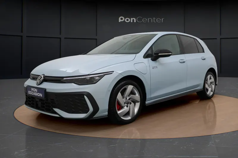 Volkswagen Golf (2025)