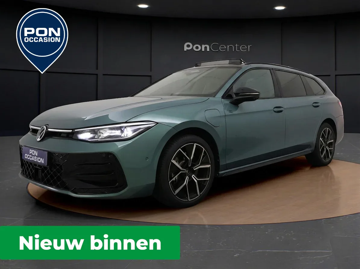 Volkswagen Passat (2025) — foto 1