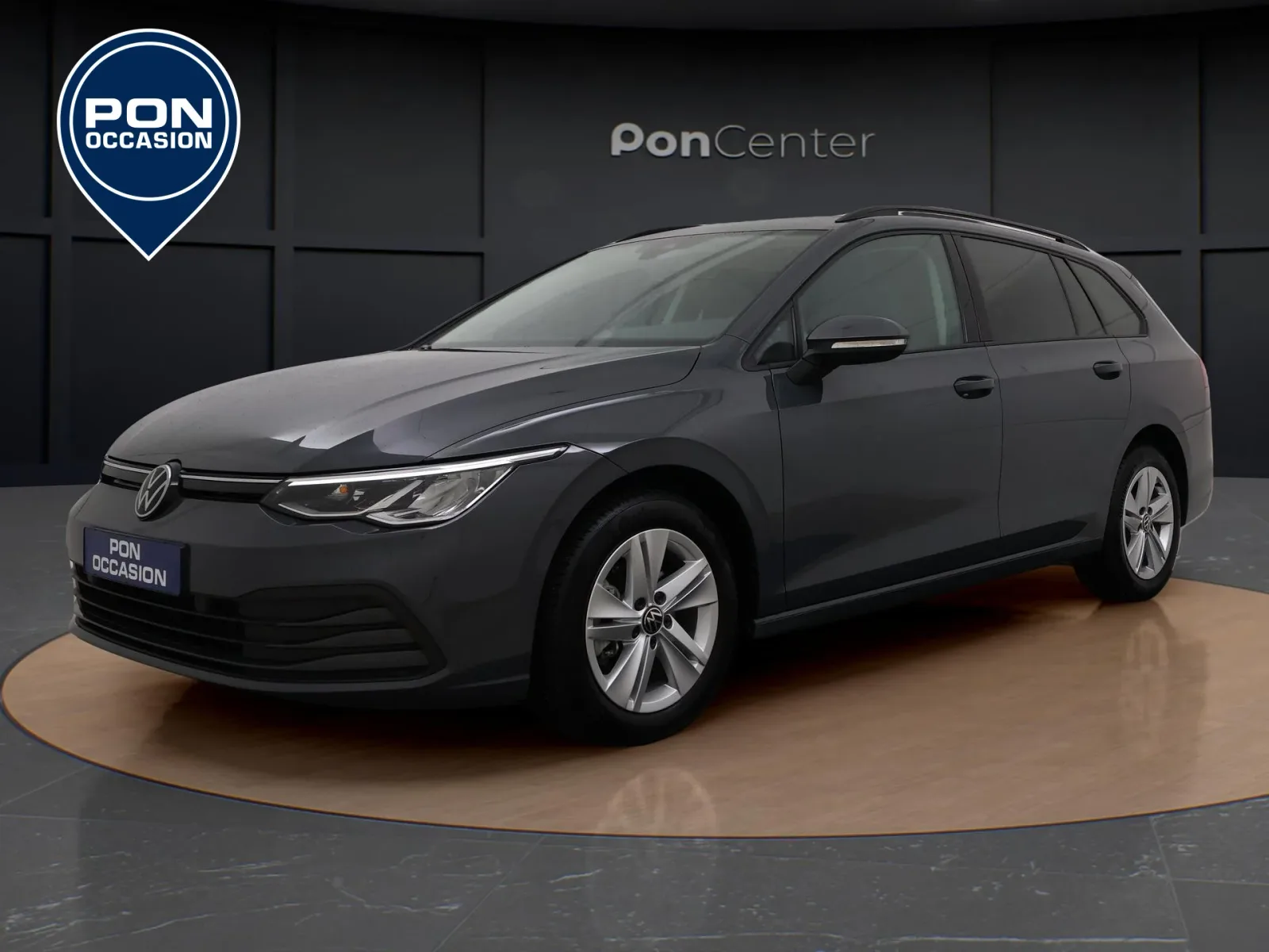 Volkswagen Golf (2023) — foto 1