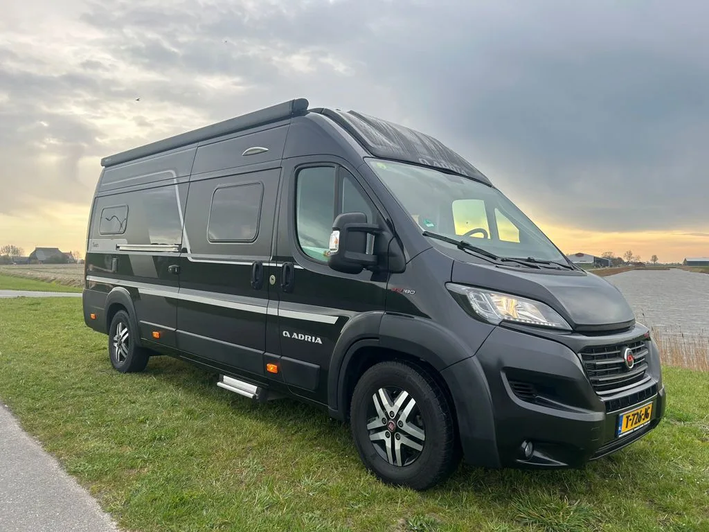 Adria Twin (2019) — foto 1