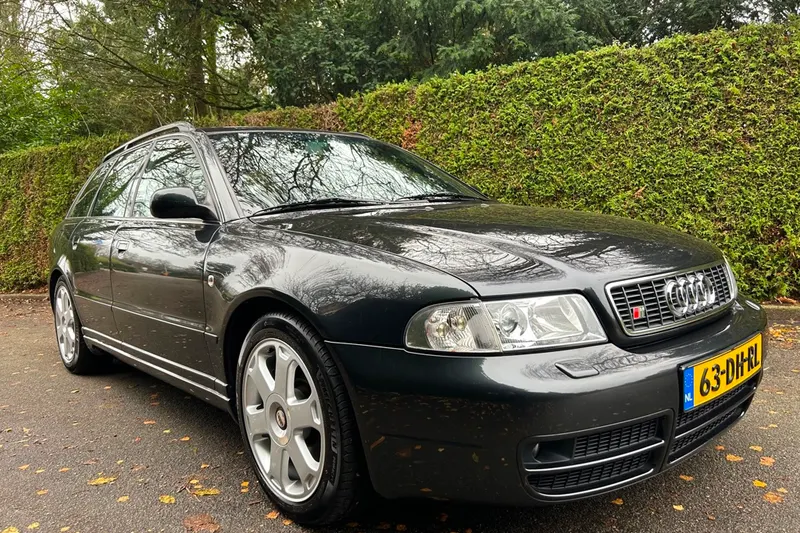 Audi A4 (1999)