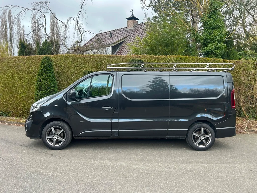 Opel Vivaro (2017) — foto 1