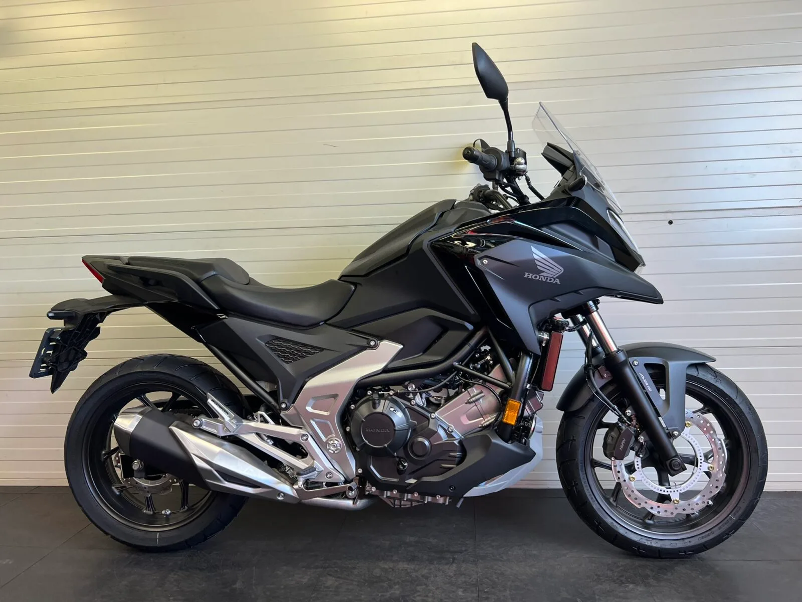 Honda NC750X (2026) — foto 1