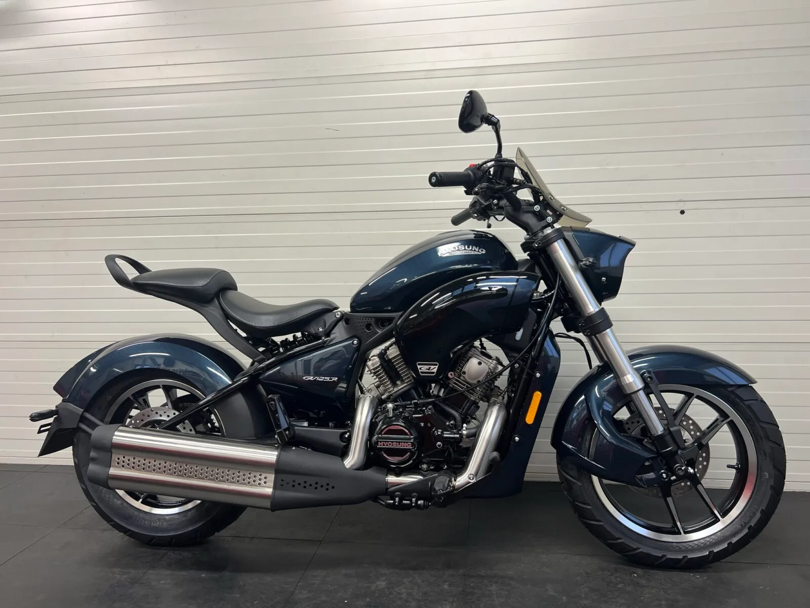 Hyosung GV 125 R Bopper (2026) — foto 1
