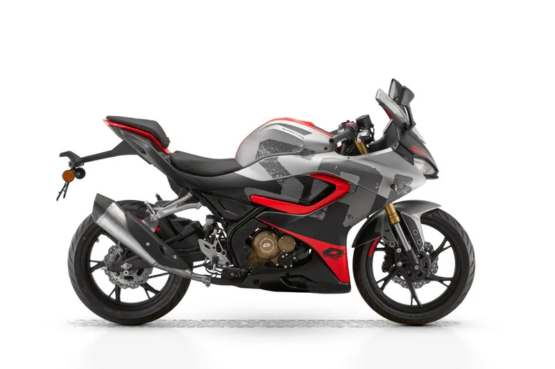 QJ Motor SRK 125 R (2026)