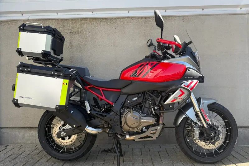QJ Motor SRT 600 SX Touring (2026)