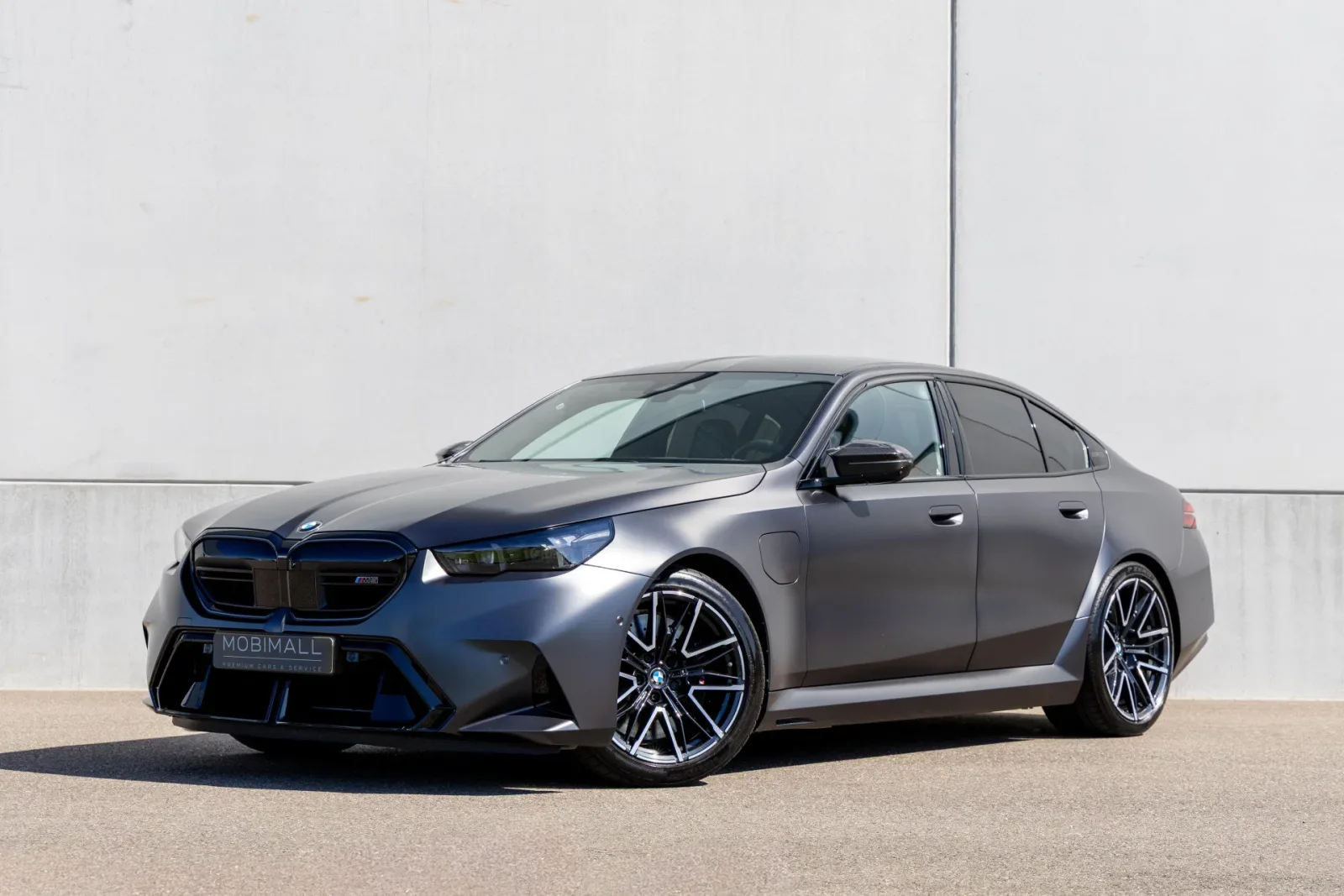 BMW M5 (2024) — foto 1