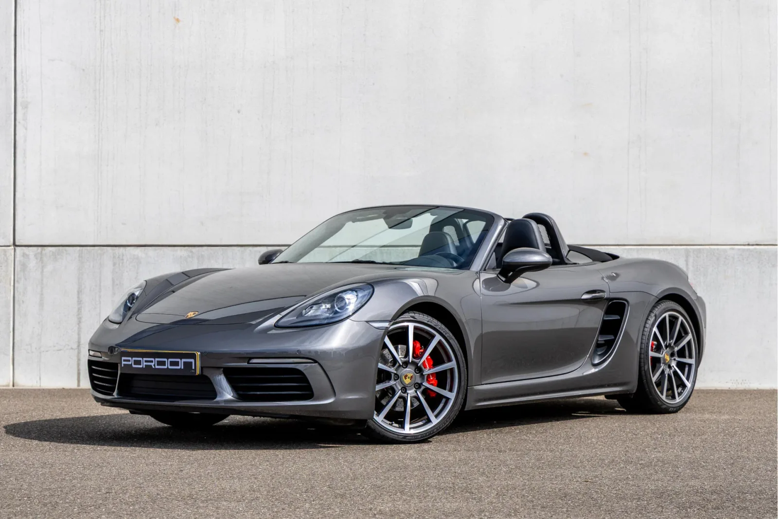 Porsche 718 (2017) — foto 1