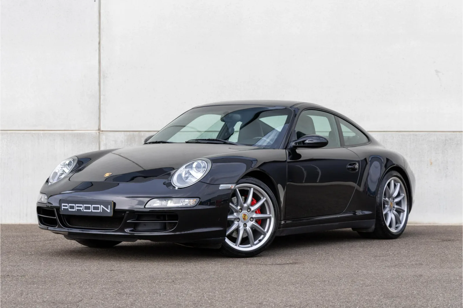 Porsche 911 (2005) — foto 1