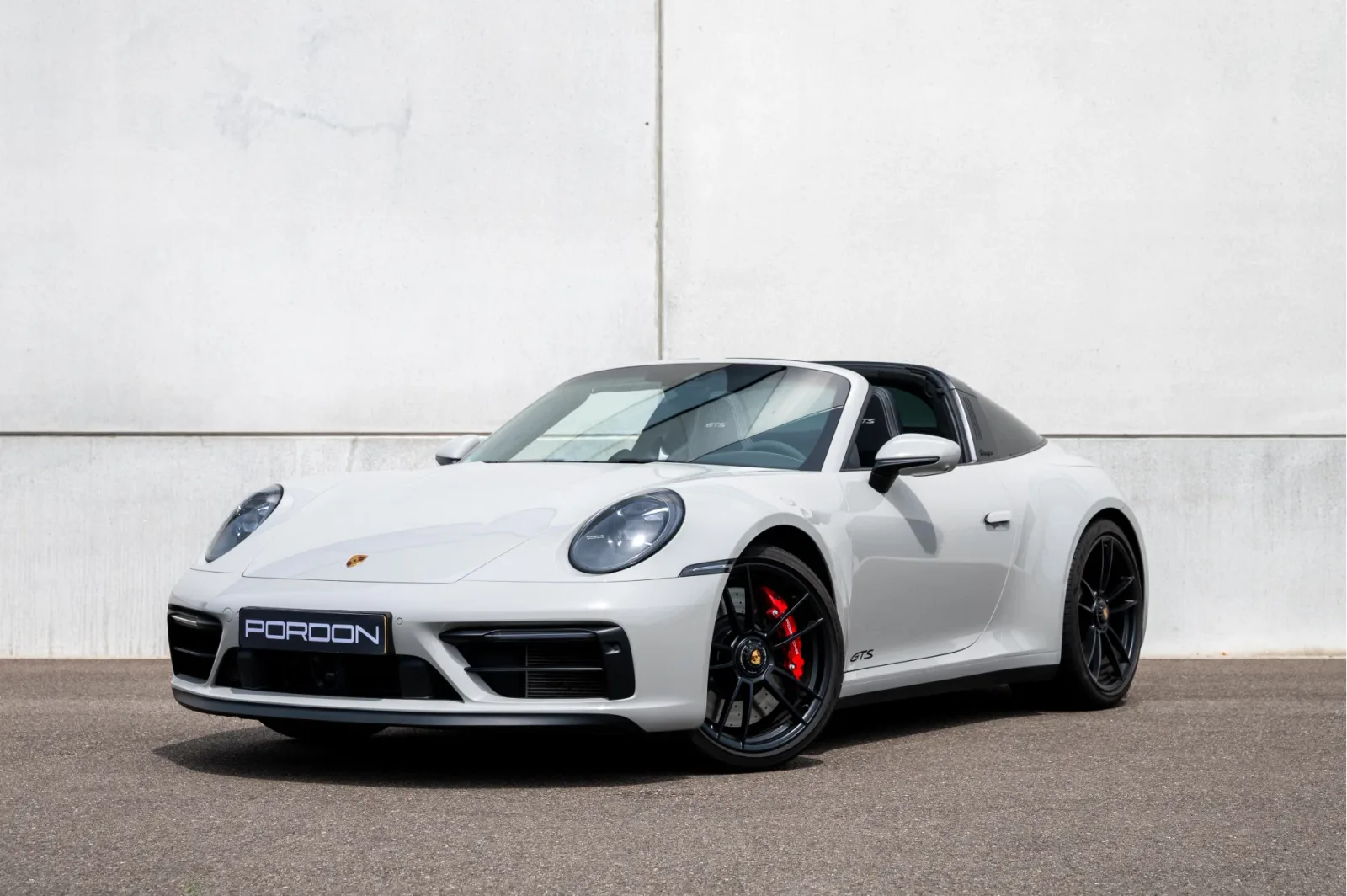 Porsche 911 (2021) — foto 1