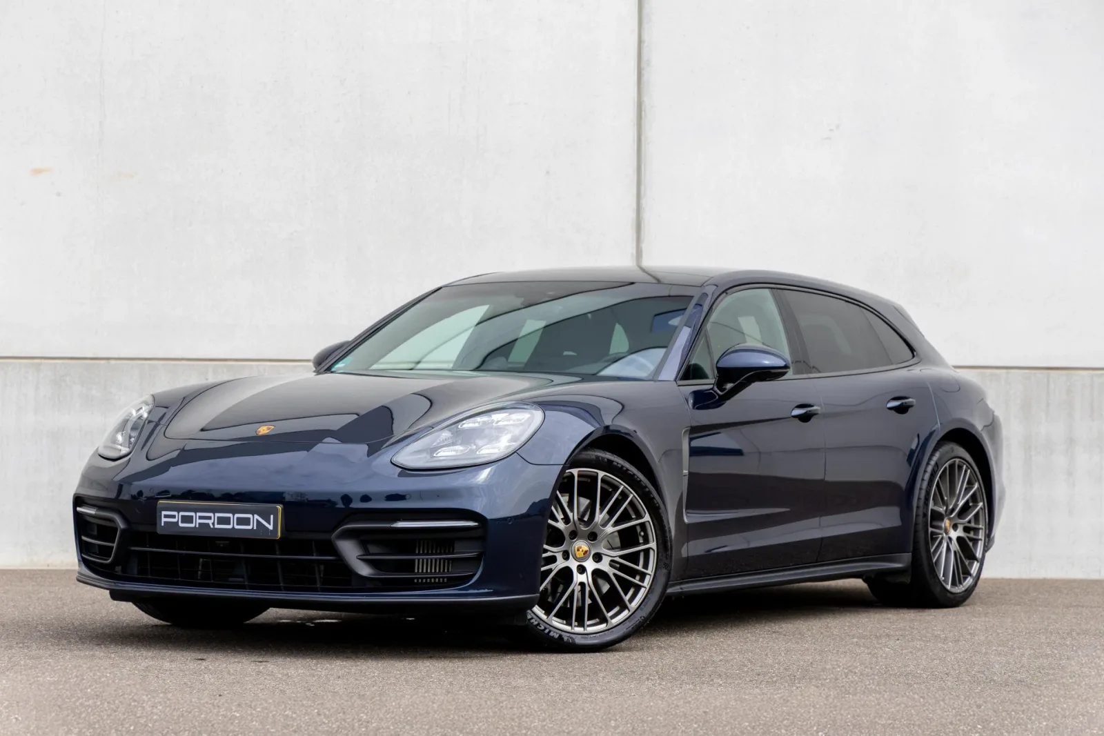 Porsche Panamera (2021) — foto 1