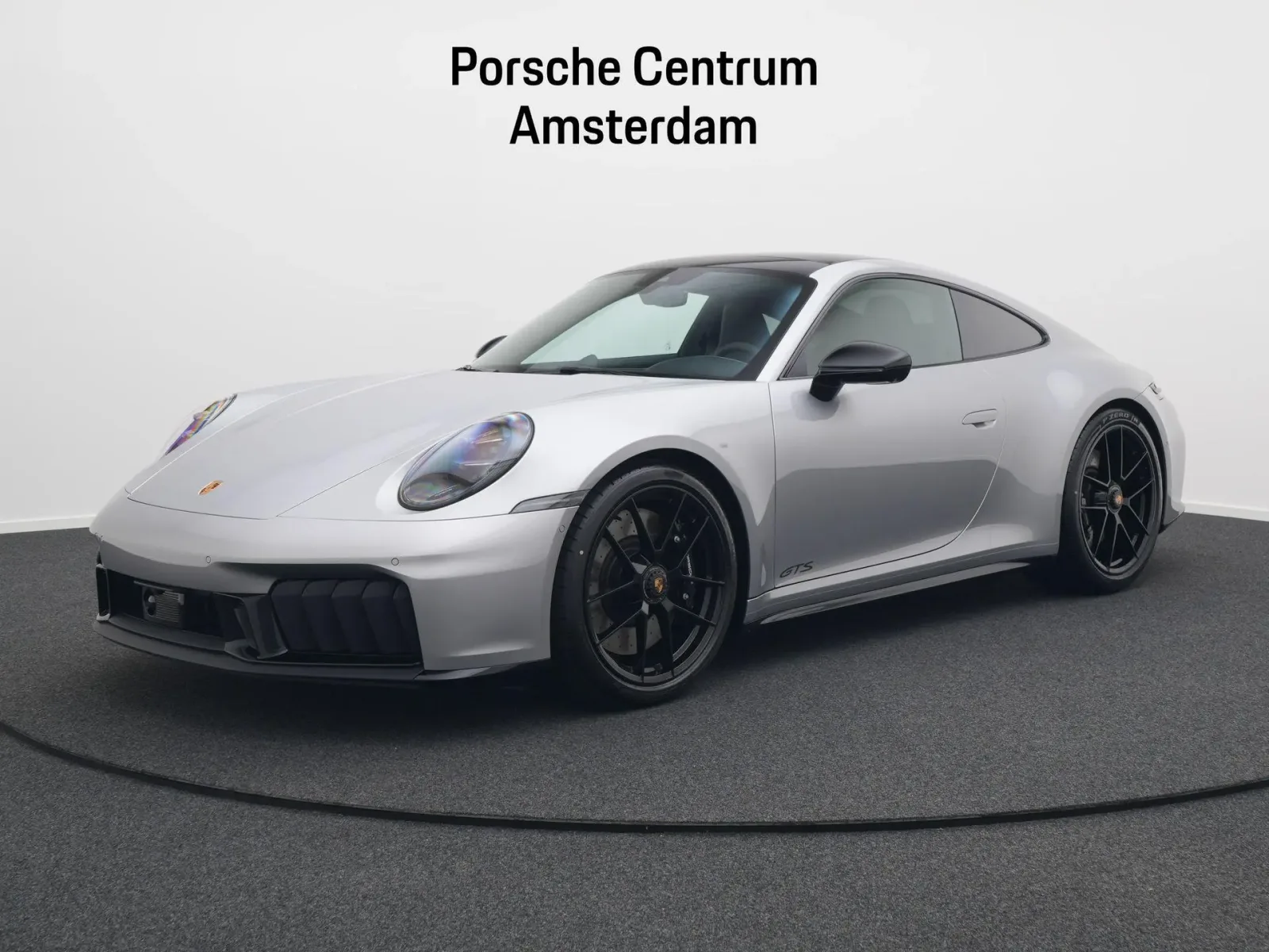 Porsche 911 (2025) — foto 1
