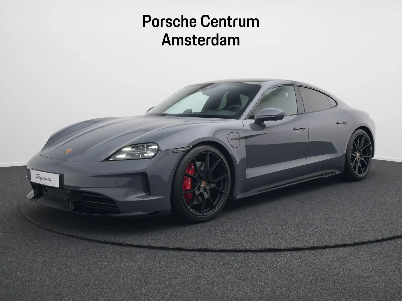 Porsche Taycan (2025) — foto 1
