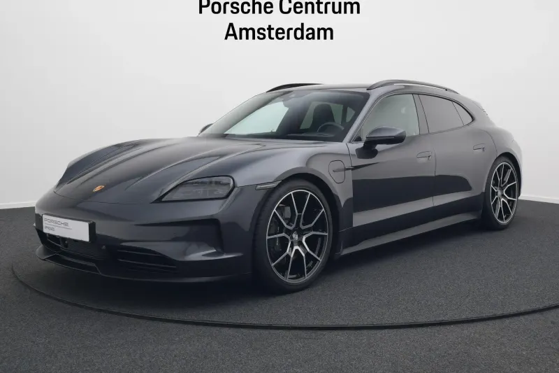 Porsche Taycan (2024)