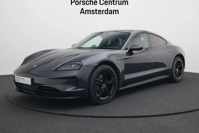 Porsche Taycan (2024)