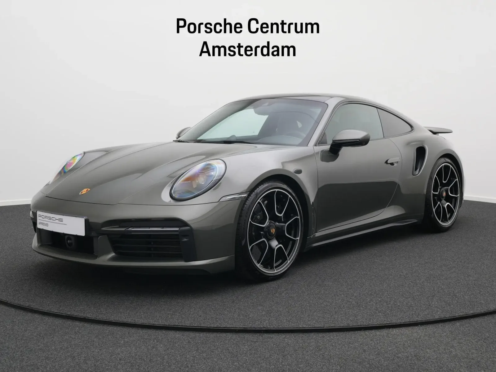 Porsche 911 (2023) — foto 1