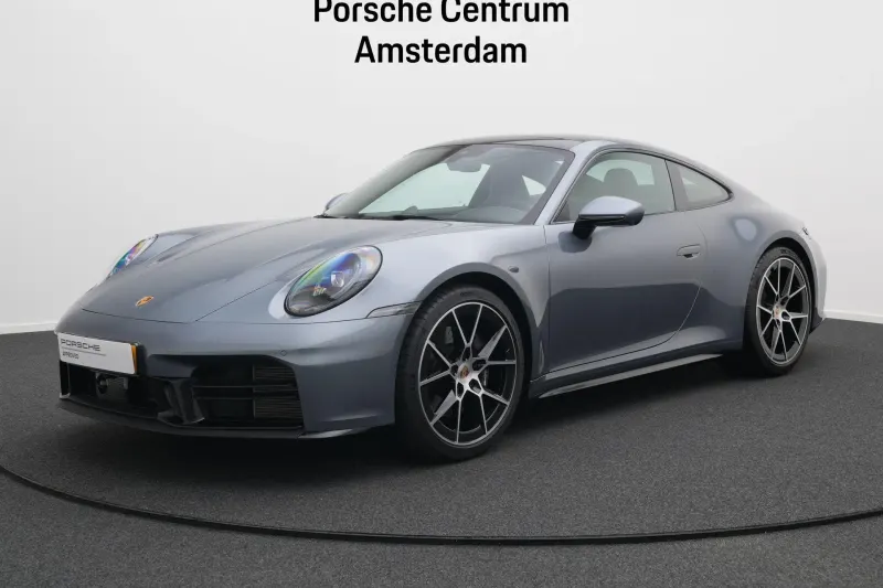Porsche 911 (2025)