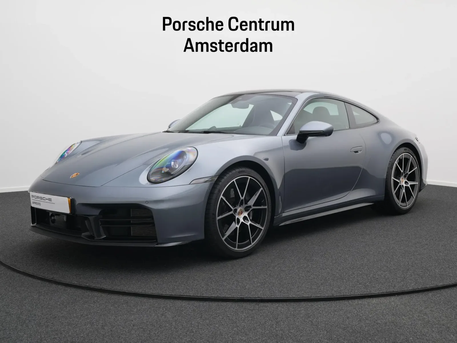 Porsche 911 (2025) — foto 1