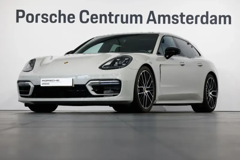 Porsche Panamera (2023)