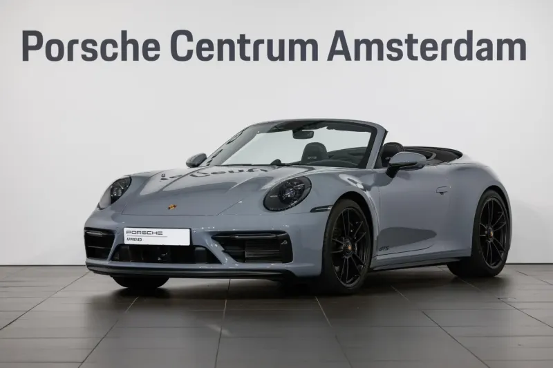 Porsche 911 (2023)