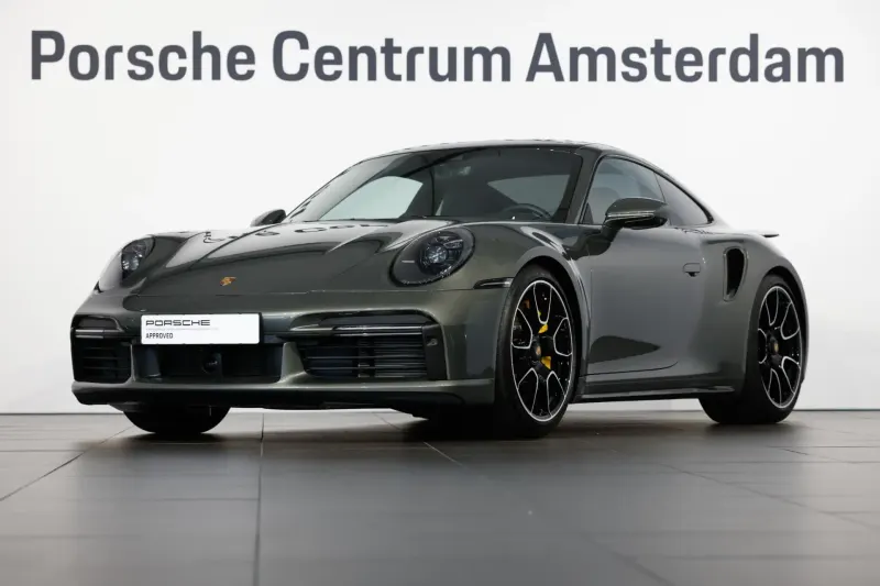 Porsche 911 (2024)