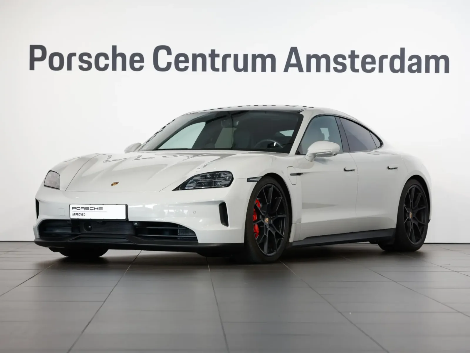 Porsche Taycan (2024) — foto 1