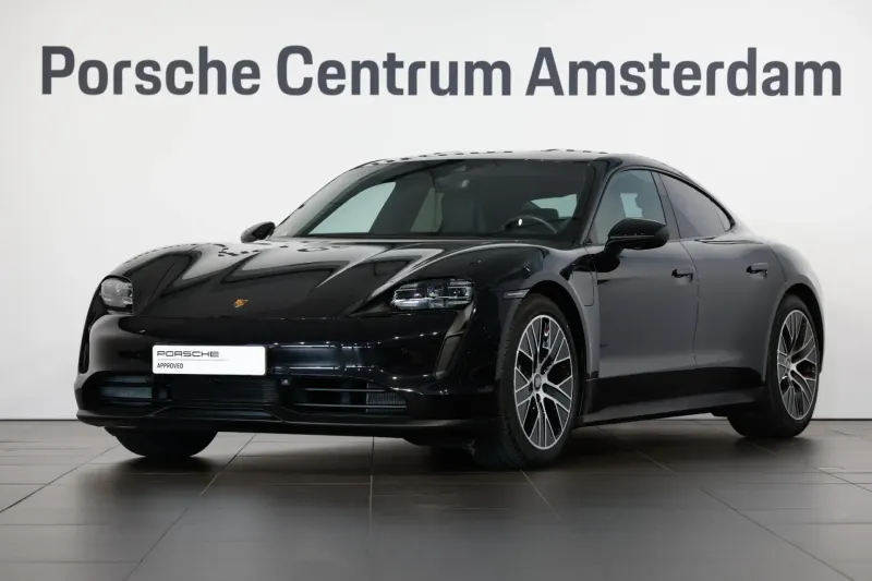 Porsche Taycan (2024)