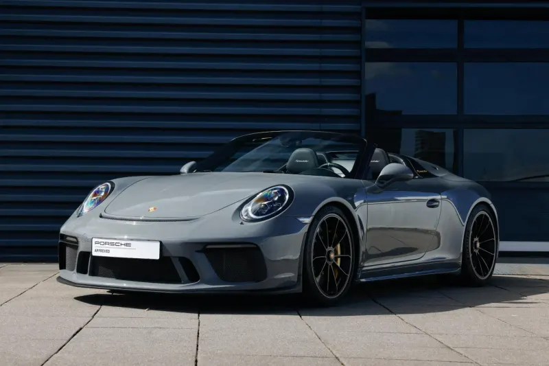 Porsche 911 (2020)