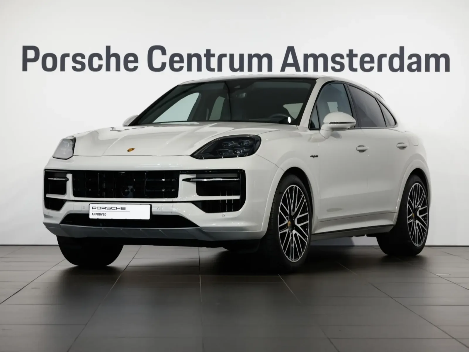 Porsche Cayenne (2024) — foto 1