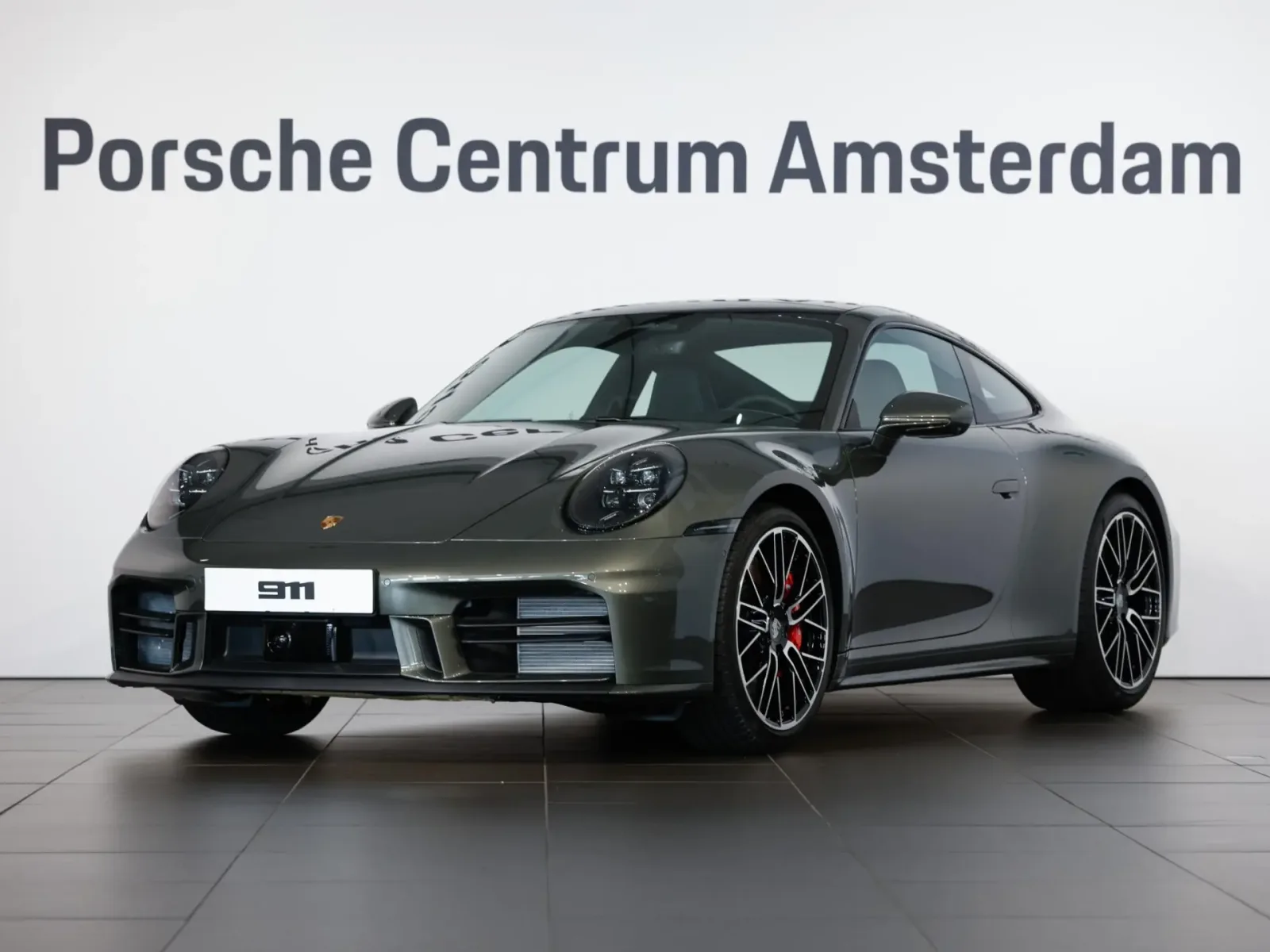 Porsche 911 (2026) — foto 1
