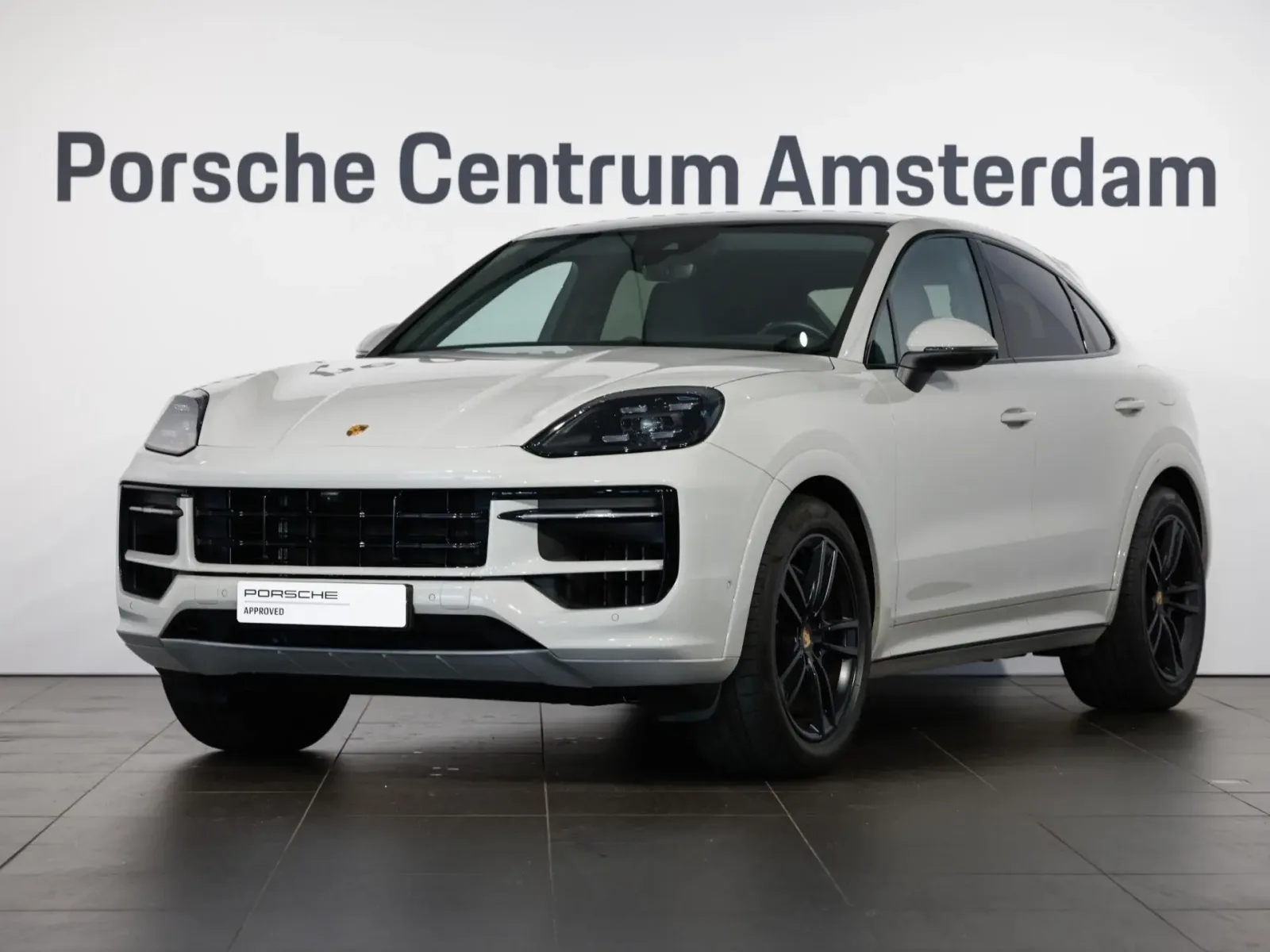 Porsche Cayenne (2023) — foto 1