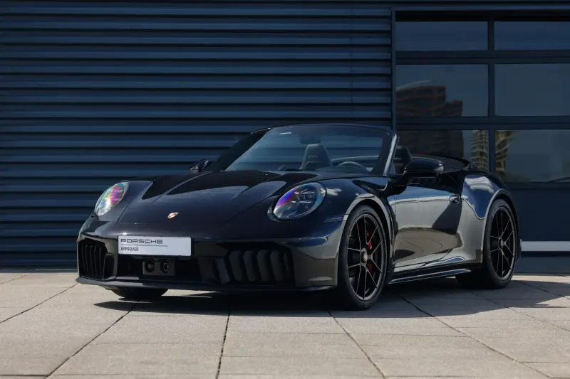 Porsche 911 (2024)