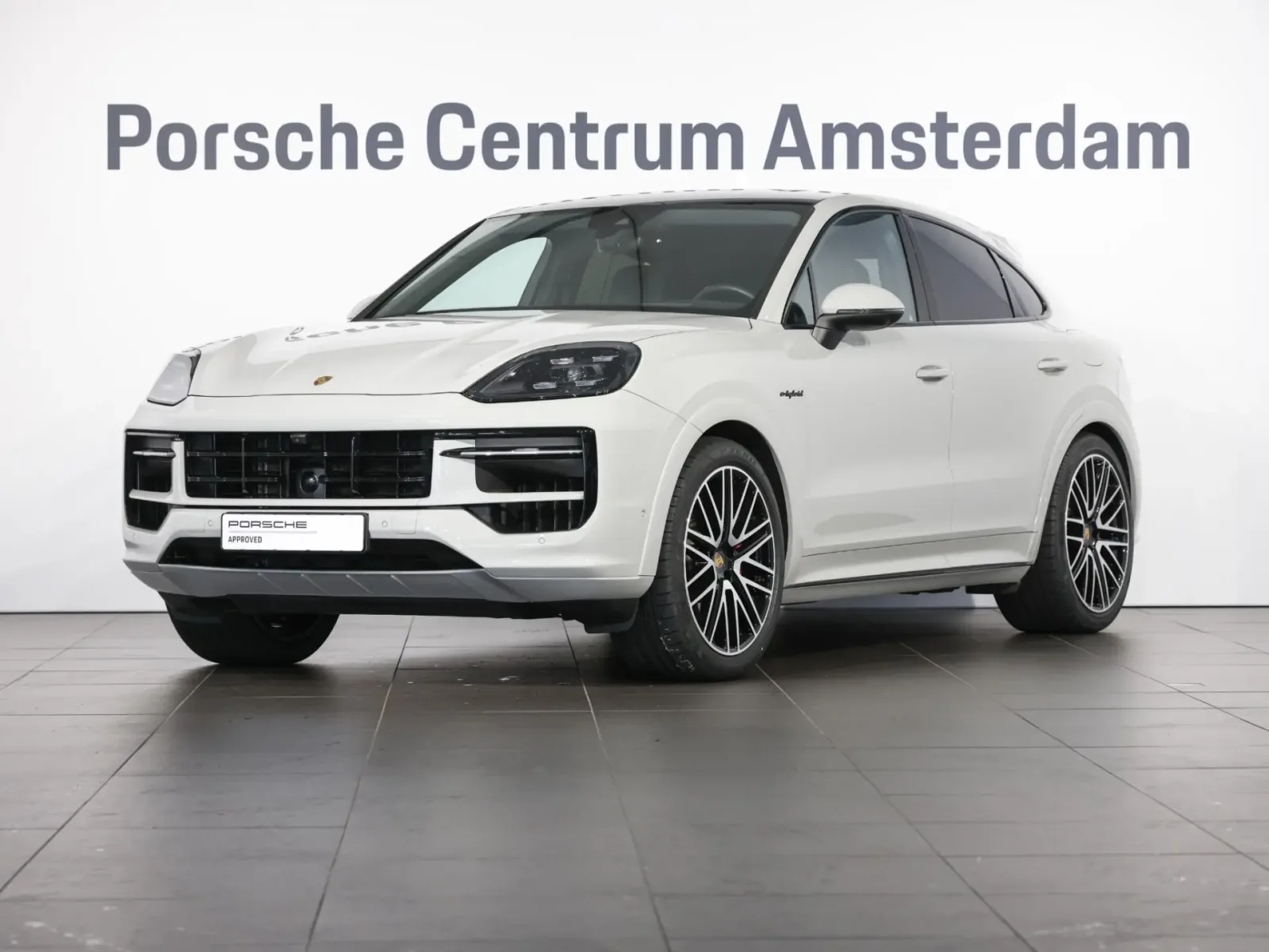 Porsche Cayenne Coupé (2024) — foto 1