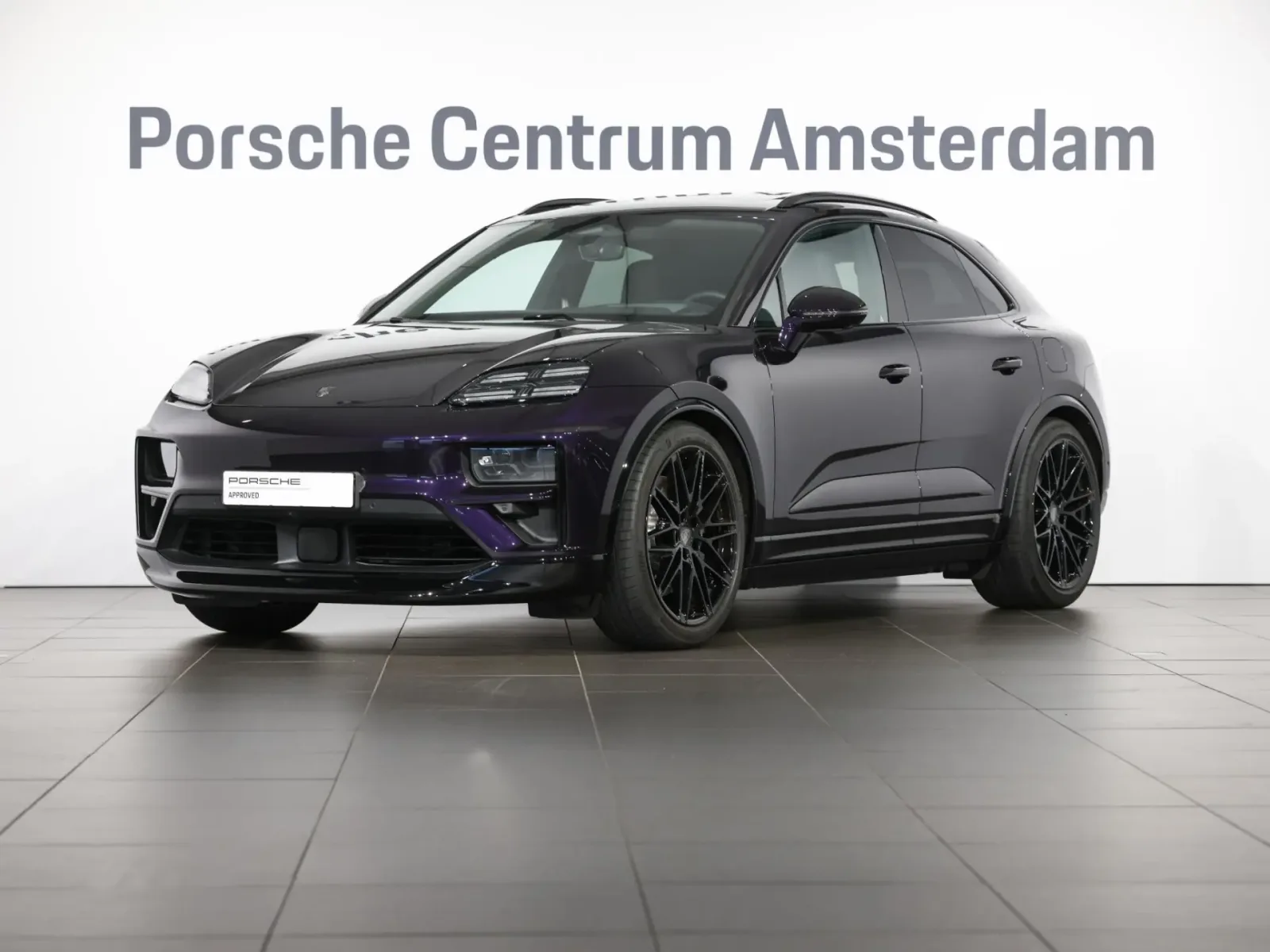 Porsche Macan (2025) — foto 1
