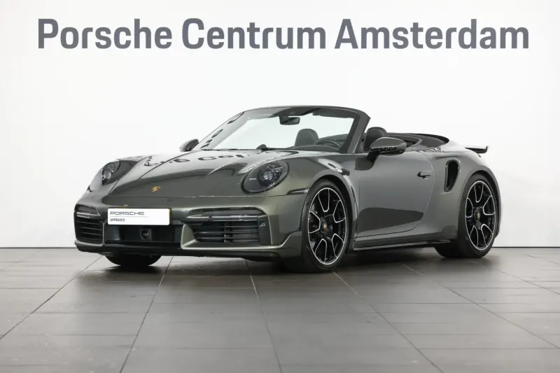 Porsche 911 (2024)