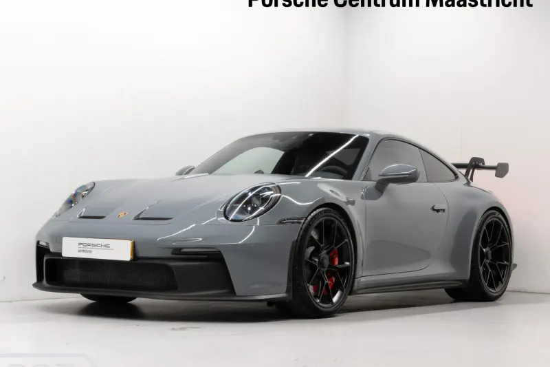 Porsche 911 (2023)