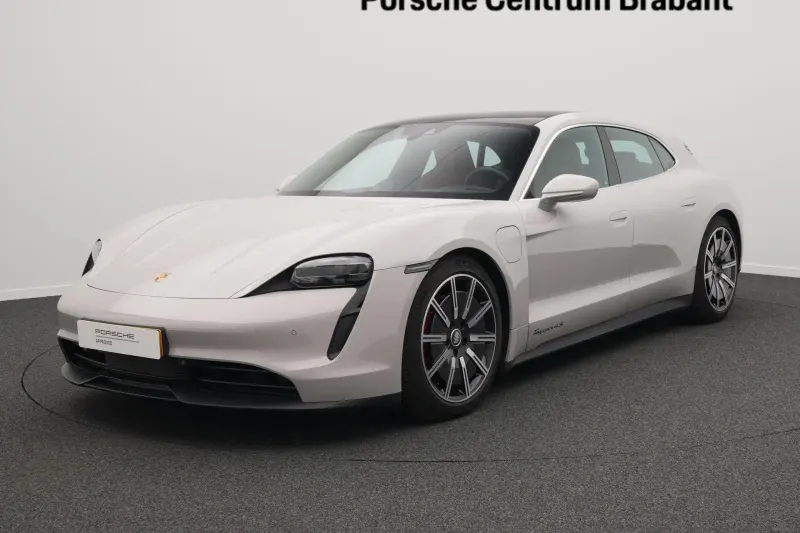 Porsche Taycan (2024)